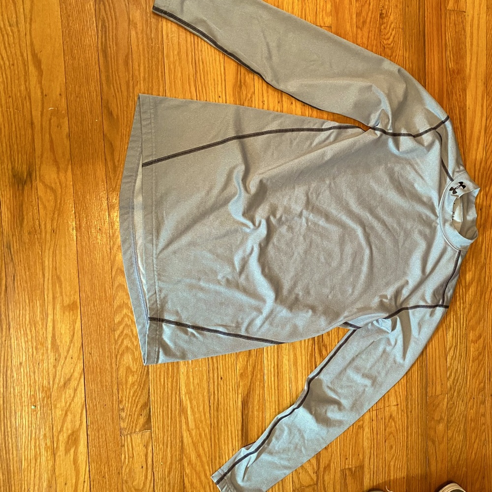Never Worn Under Armour Coldgear Fleece Shirt